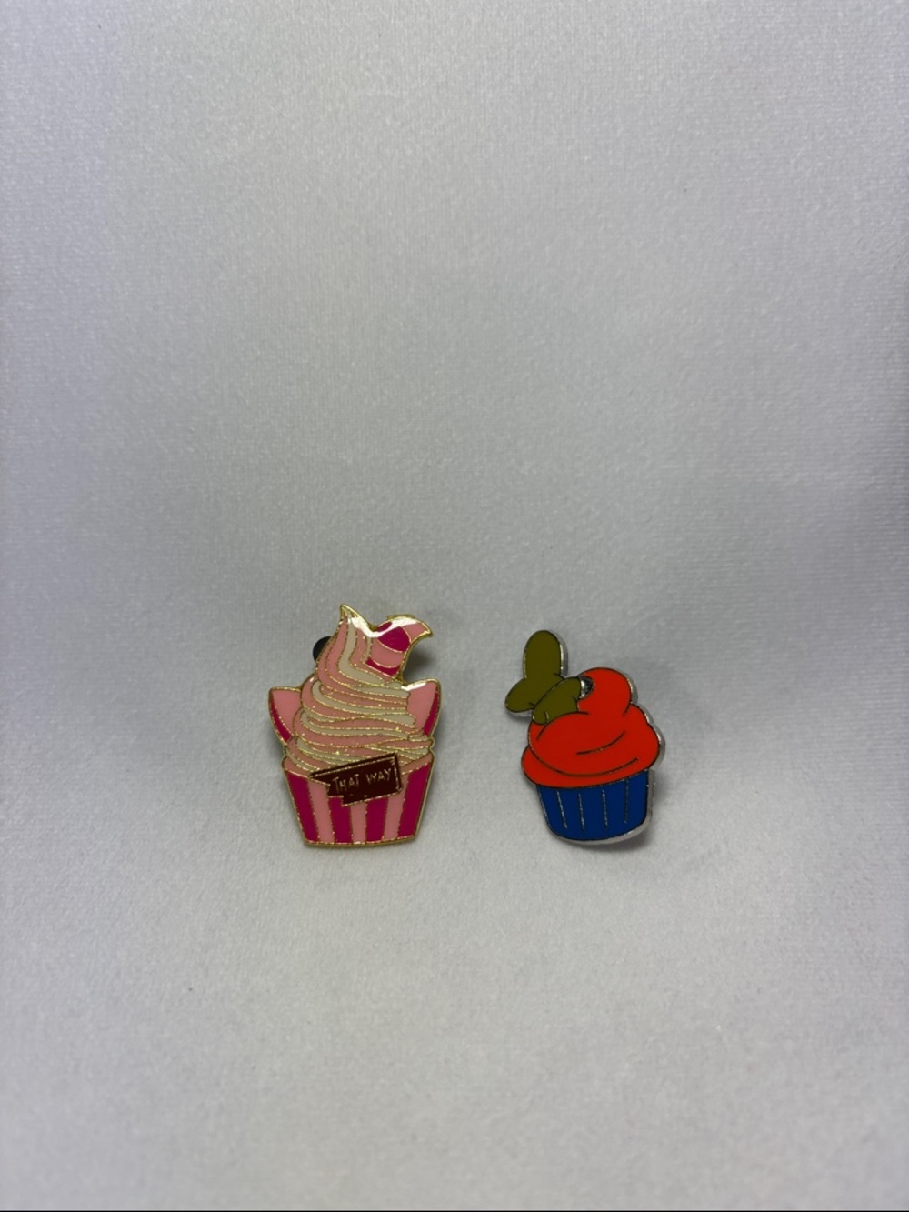 Goofy Cupcake Cheshire Cat Soft Serve Disney Pin Set